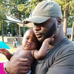 Meet your Posher, Dion